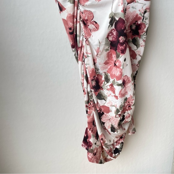 My Bump Maternity Harley Floral Bodycon Dress Cold Shoulder Short Sleeved XL - Picture 7 of 12